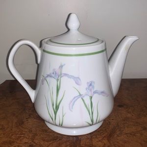 Corelle Shadow Iris Teapot & Lid